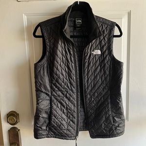 The North Face Vest - Women’s Medium